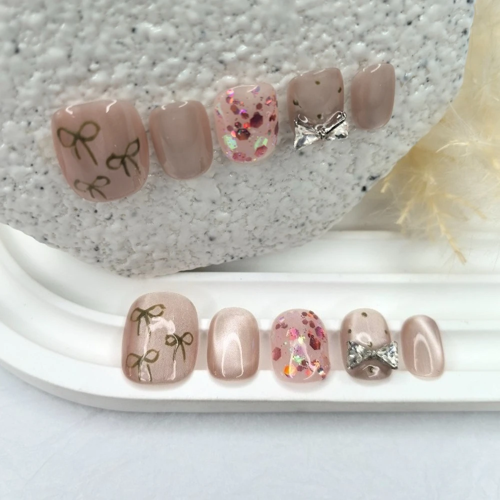 10 Pieces Sweet Sexy Short Handmade Press On Nails Super Glitter Sequins Cat Eye Bow Art Fake Nails Removable Reusable