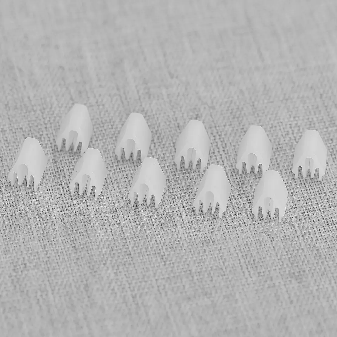 

10Pcs/set Car Center Console Instrument Panel Dash Fastener Fixing Clip Fit For Tesla Model Y 3 White Plastic