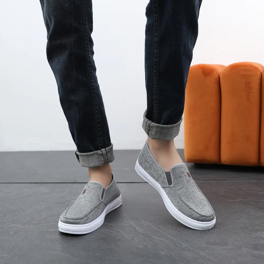 Men's Shoes Casual Shoes Men Breathable Slip-On Flat Canvas Shoes Spring and Summer Men Loafers Comfortable Breathable Sneakers