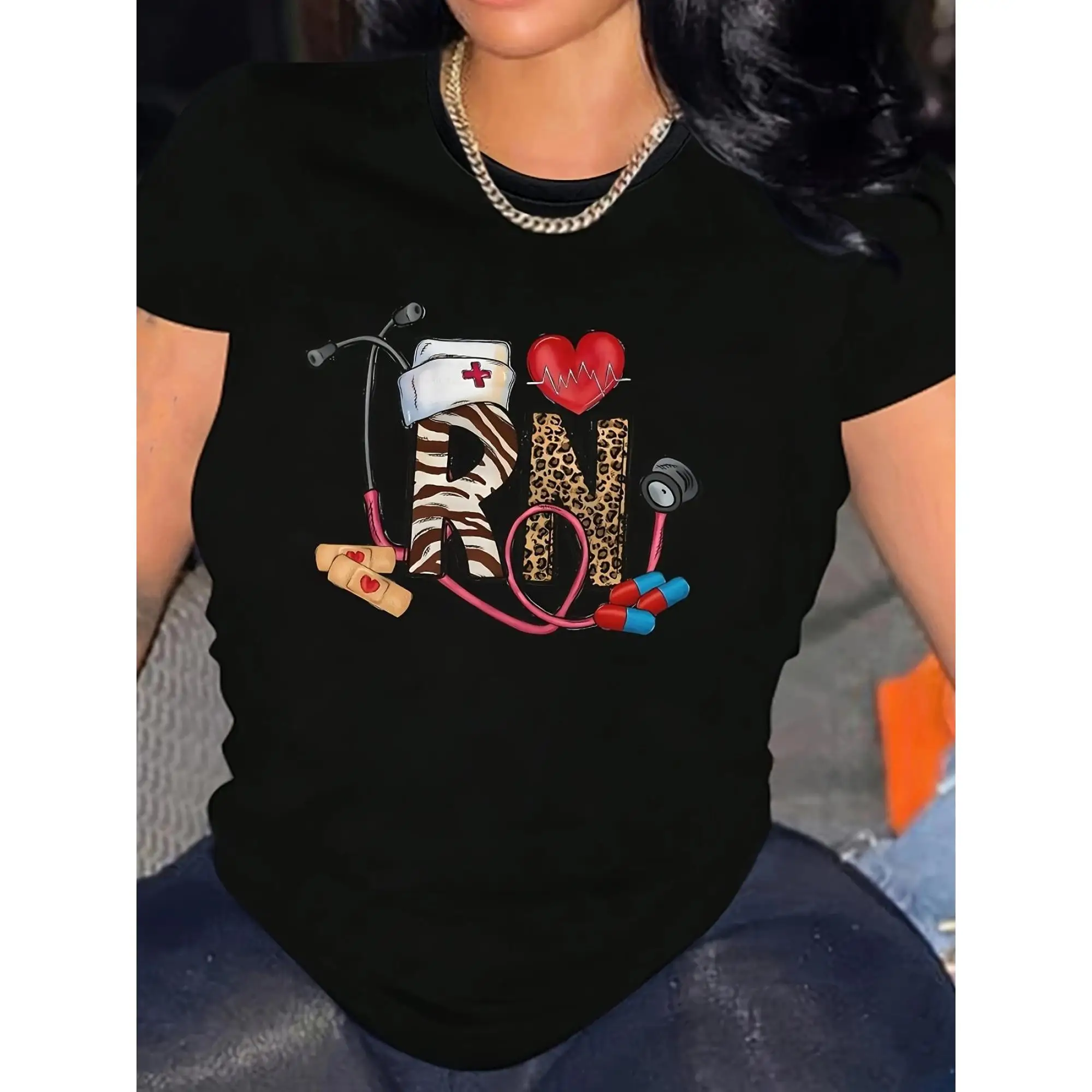 

Women's RN Nurse Life Graphic T-Shirt - Black Blend Crew Neck Short Sleeve, Relaxed Fit Casual Knit Top with Medical-Themed Prin