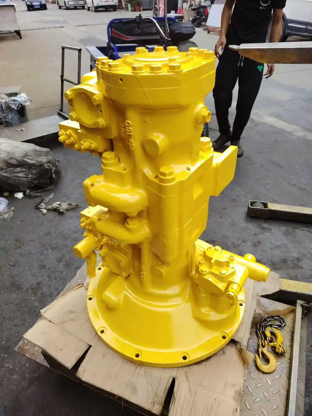 Economical D275AX-5 Hydraulic Pump For Komatsu Excavators And Construction Machinery