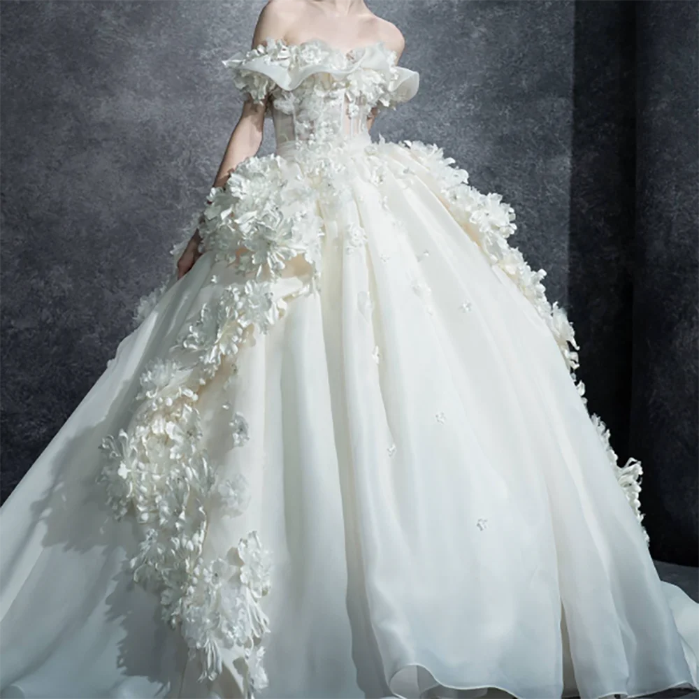 Luxuriöse schulterfreie Applikationen, ärmellose Blumen, A-Linie, Braut, Brautkleider, Brautkleider, individuell gestaltet