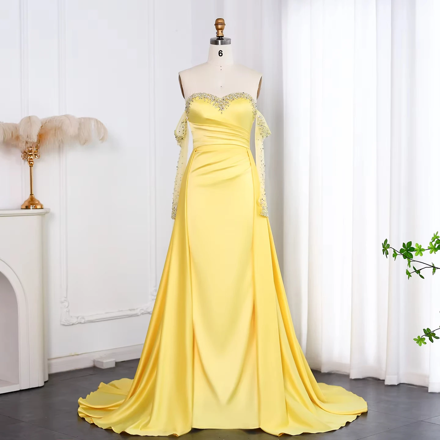 Customized Elegant Sweetheart Yellow Satin Evening Dress With Gloves Beaded Pearls Arabic Women Wedding Party Gowns Lsz586