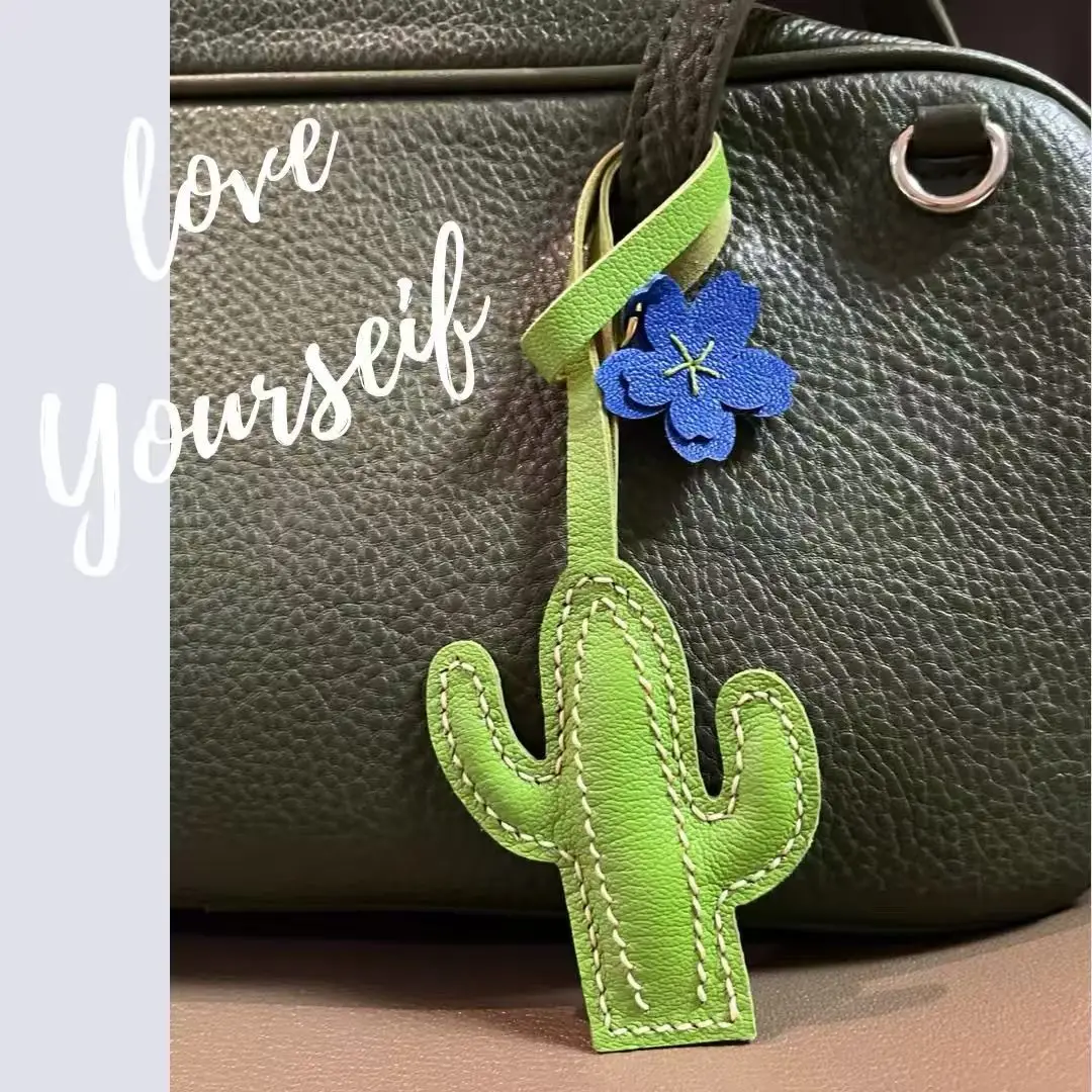 

Handmade leather cactus keychain keychain cute fashion gift