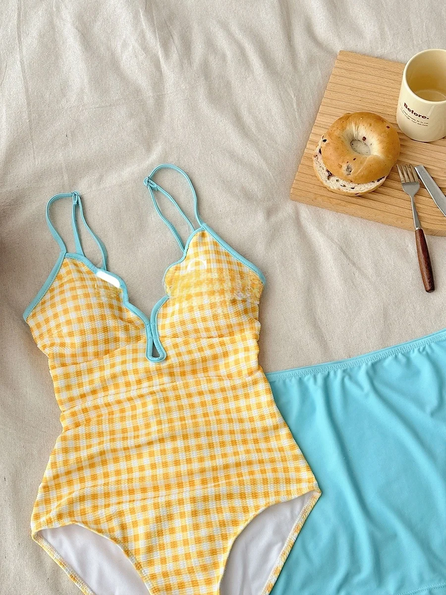 

Sea Daisy Ins Sle One-Piece Swimsuit V-Ne Island Vaion Floral Print High Waist Monokini Swimwear Casual Summer Suit