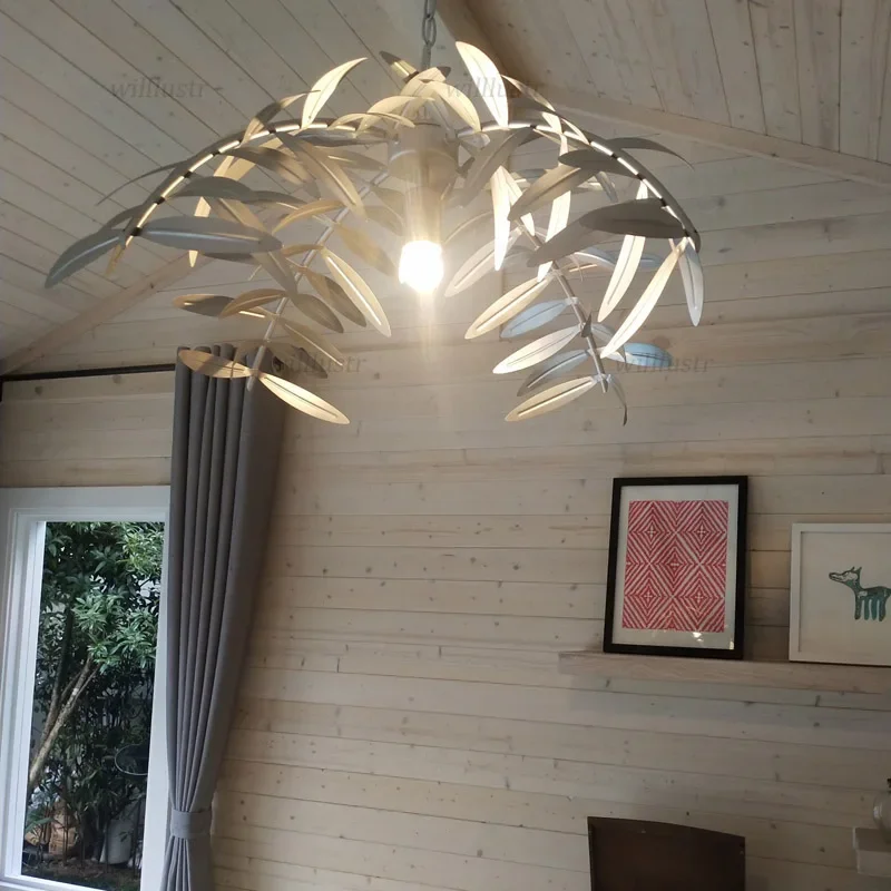 Plafonnier Suspendu en Métal avec Motif de Cuir oral elu, Luminaire Décoratif de Plafond, Idéal pour un Hôtel, un Salon, une Salle à Manger ou une Chambre à Coucher