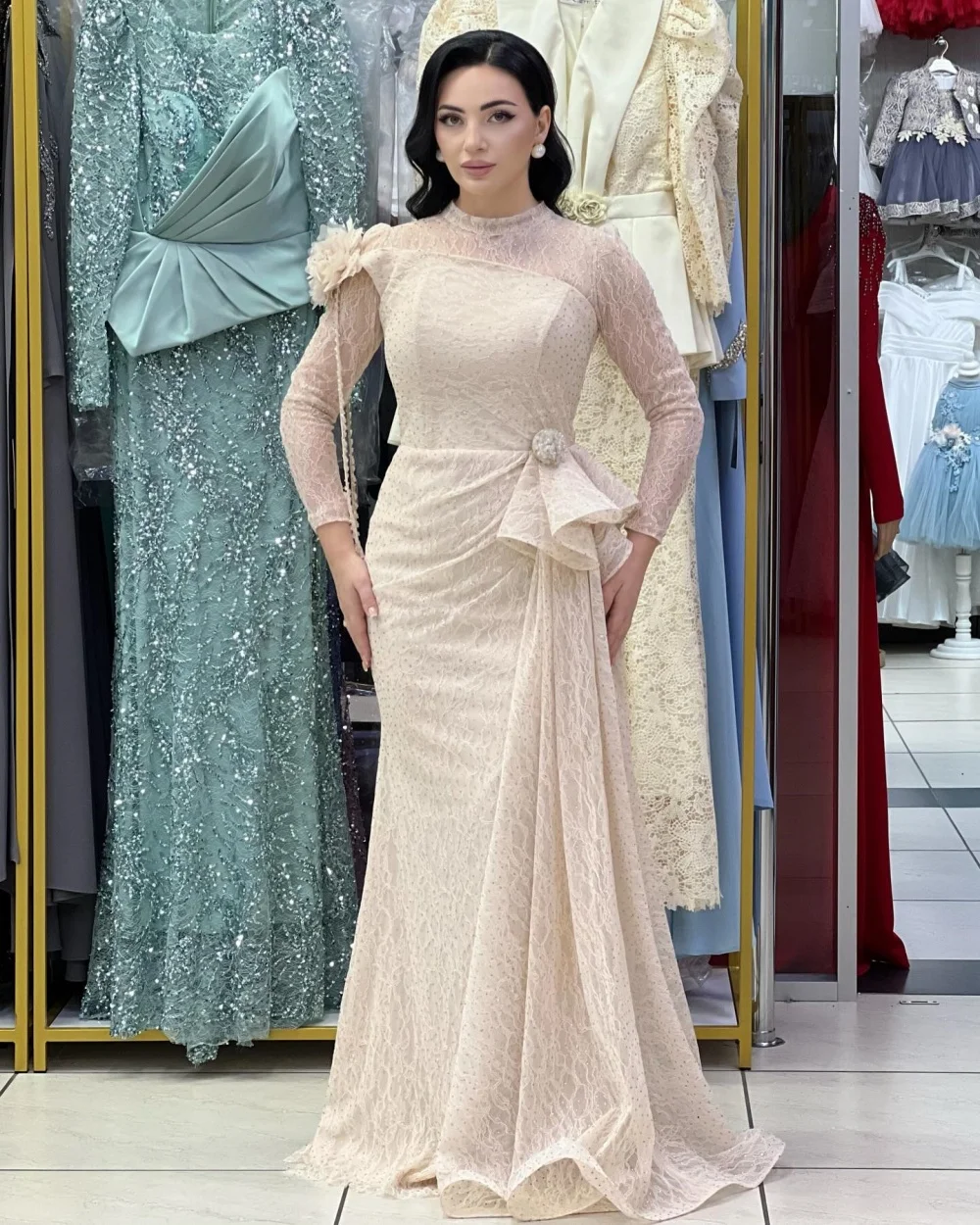 

Customized Modern Style Women Lace Handmade Flower Rhinestone Mermaid Evening Dress Classic High Collar Long Sleeves Party Gowns