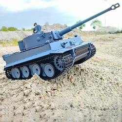 Henglong 1/16 3818-1 7.0german Tiger I Heavy Remote Control Tank Can Smoke And Launch Sound Simulation Military Model Toy Boy Gi