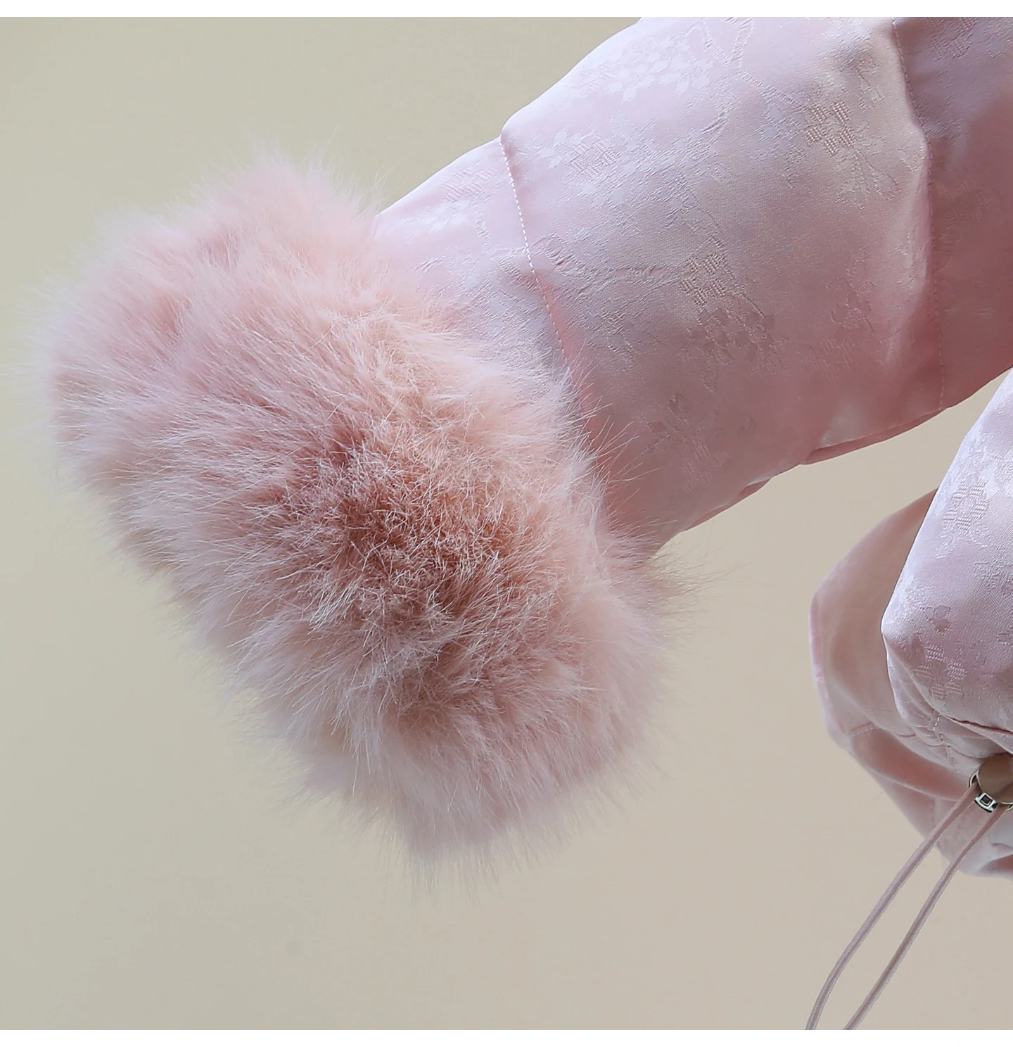 Nouveau Style chinois Jacquard cordon taille Cinch doudoune 2025 automne hiver détachable grande fourrure strass épaissi manteau