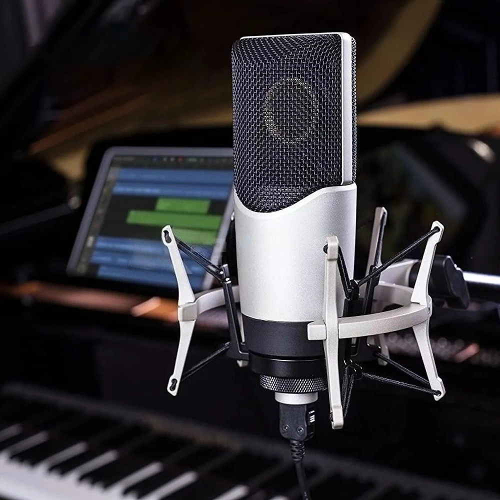 

Condenser Microphone With shockproof bracket Live Streaming XLR Mic For Streaming Recording Computer Karaoke