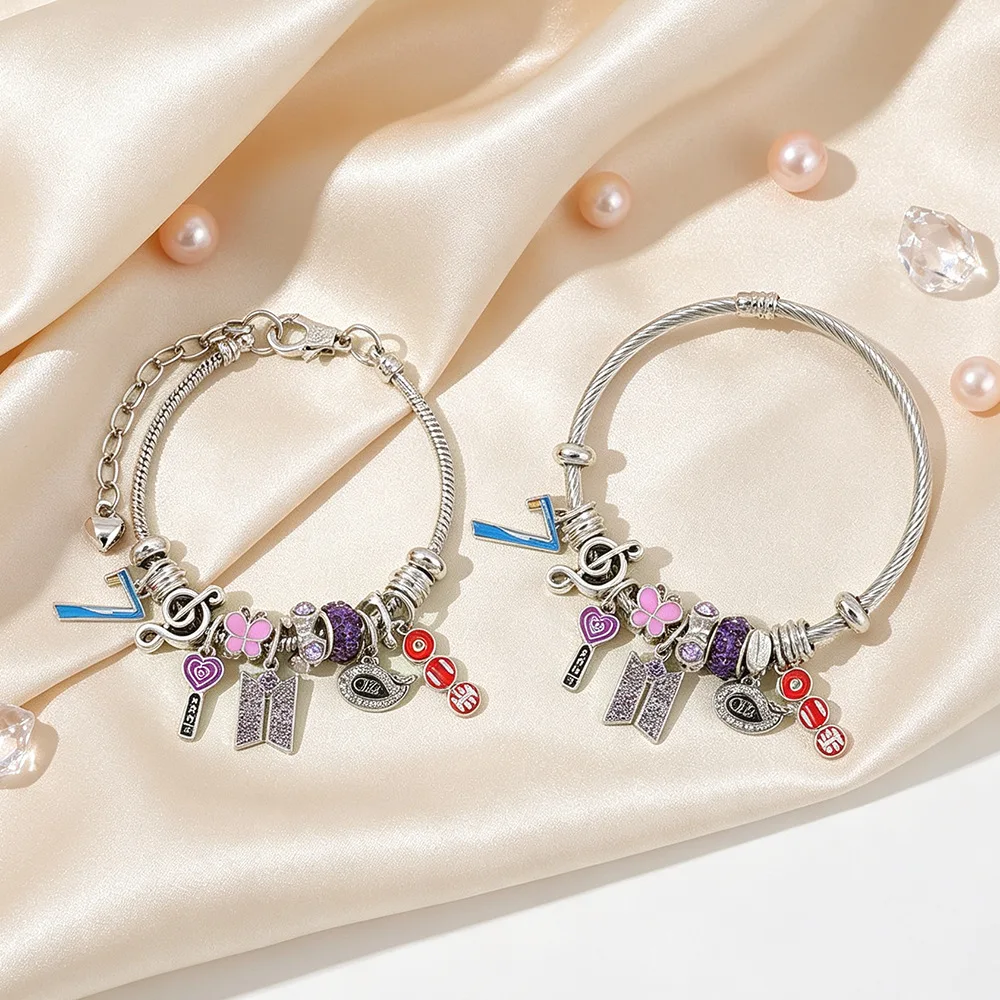 Charm Pendant Beaded Bracelet with Rhinestone Snake Chain