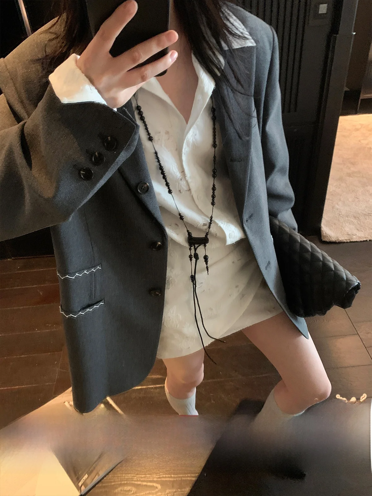 

Повседневный свободный женский костюм: пиджак с декоративной отделкой, модный осенний дизайн, полиэстер, длинный рукав, на одной пуговице