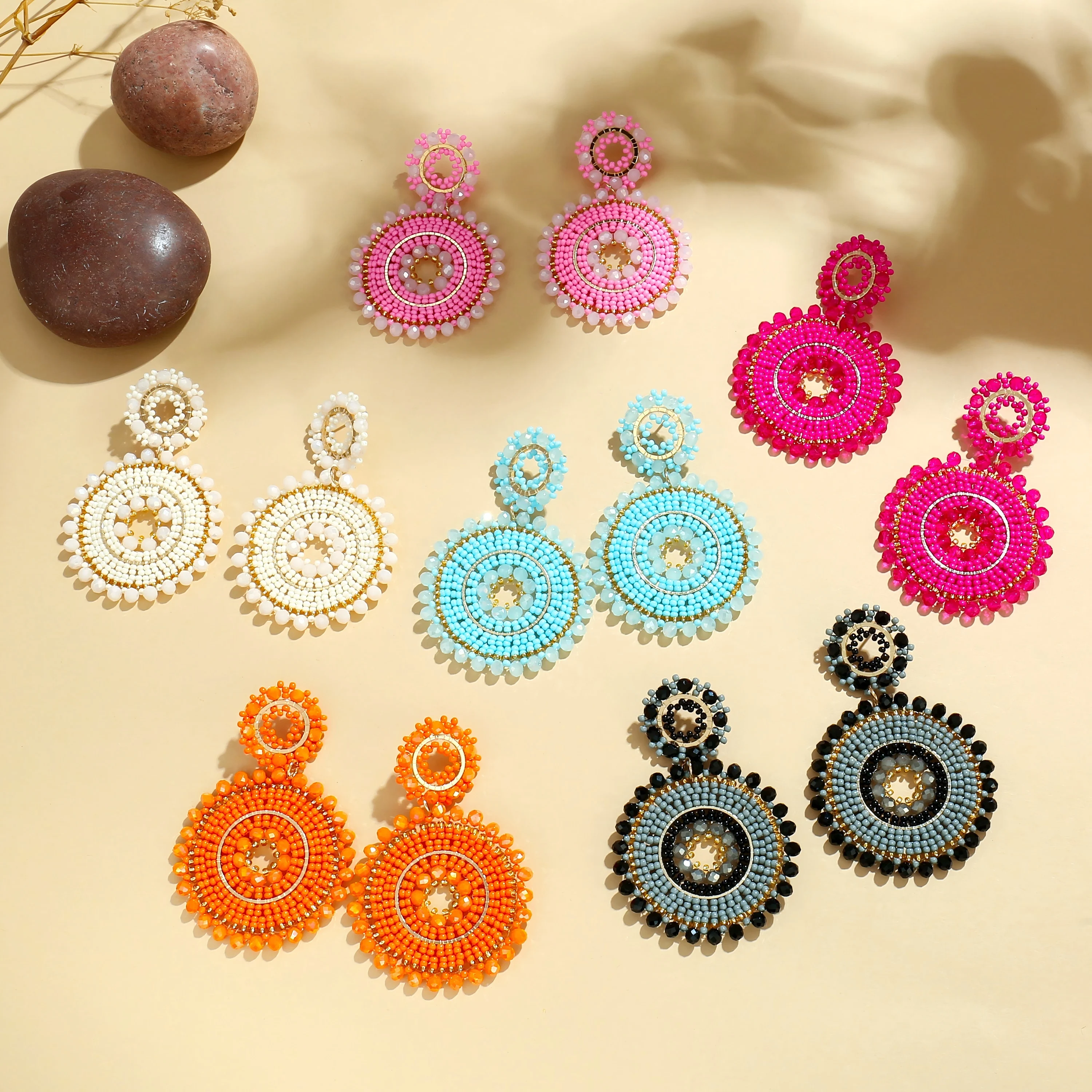 Image of Badu Boho Handgefertigte Runde Ohrringe mit Samenperlen, Bunte Große Statement-Ohrringe für Frauen, Ethnischer Party-Schmuck