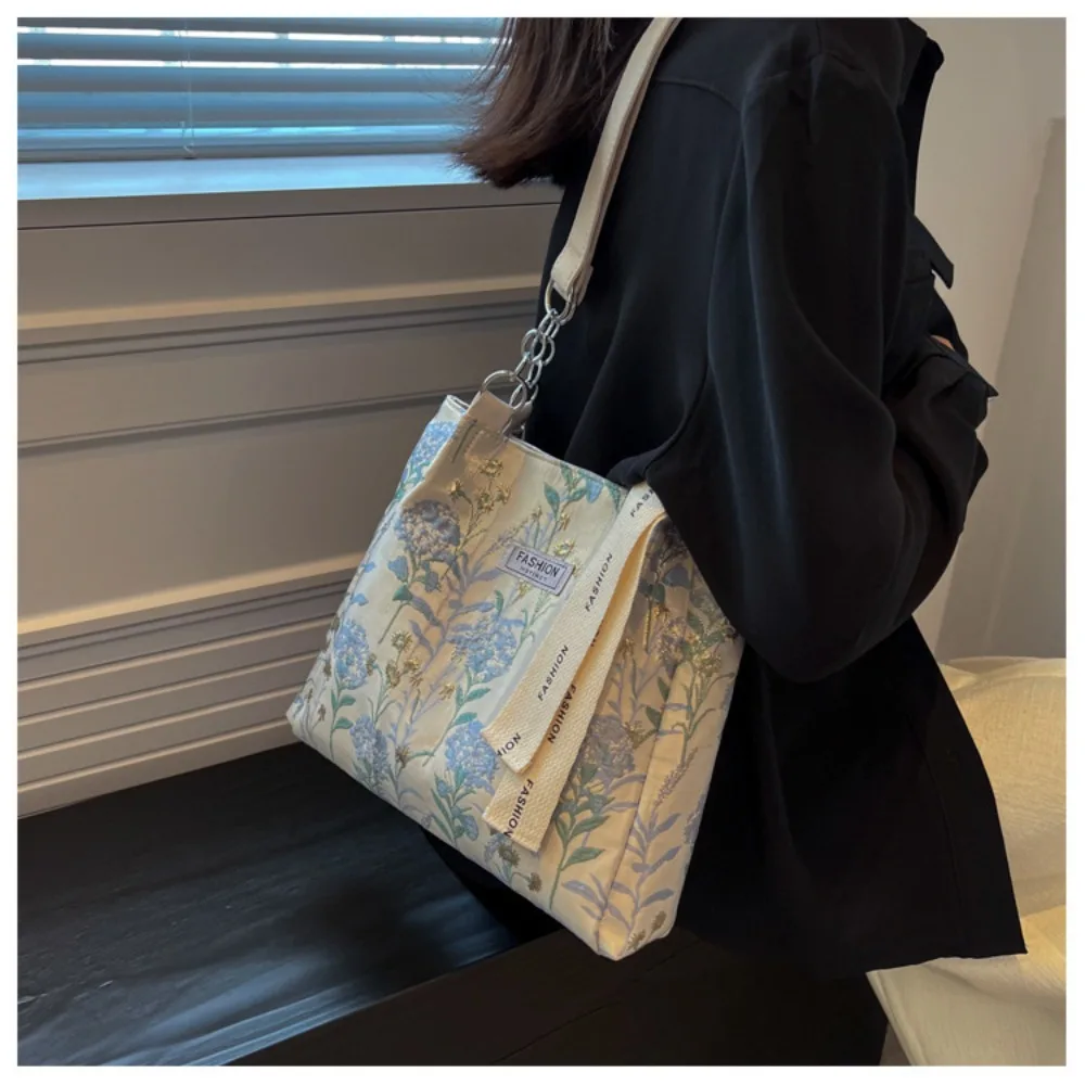 Embroidery Shoulder Bag New High-quality Large-capacity Crossbody Bag Handbag