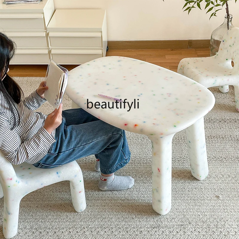 Creative Reading Table Anti-Collision Environmentally Friendly Plastic Desk Study Table