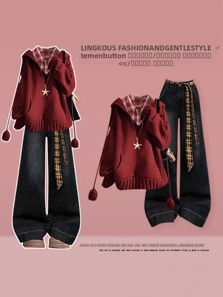 

Комплект из трех предметов: красная толстовка с капюшоном, клетчатая рубашка и винтажные джинсы. Женский осенне-зимний модный повседневный комплект свободного кроя.