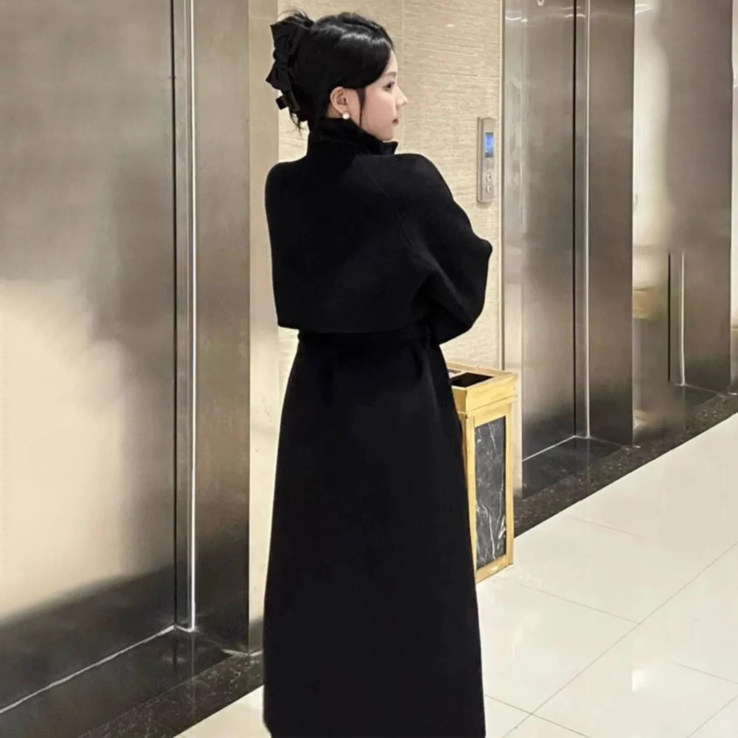 Doppelseitige Woll-Trenchcoat-Jacke für Damen, Mantel 2026, neuer Herbst-Winter, High-End-Sense, mittellang, schlank, schick, Wollmantel