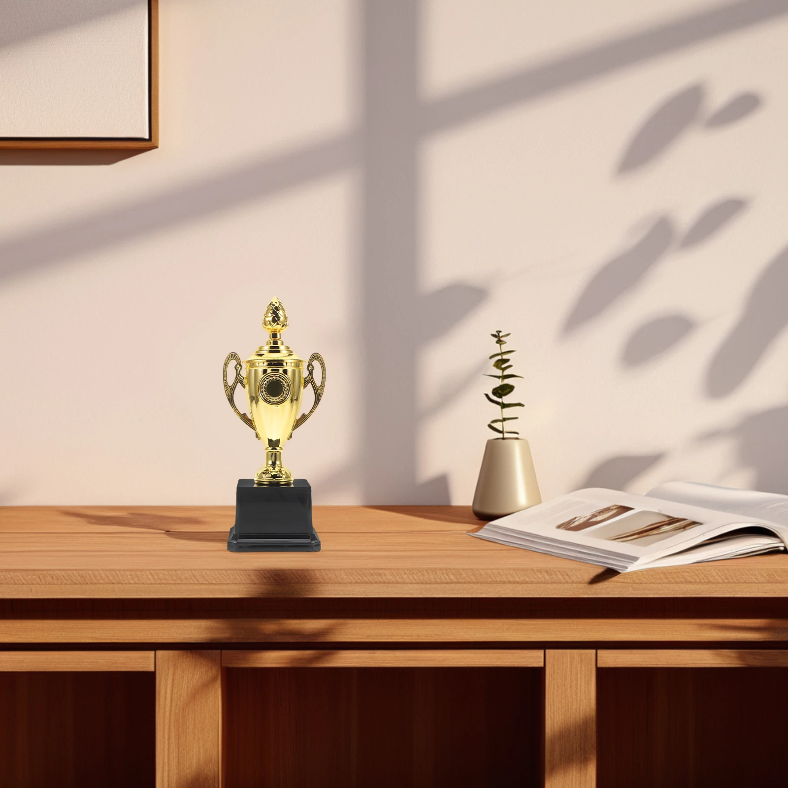 

Plastic Creative Shaped Prop Ceremony Award Celebration Student Cup Wear Resistant Material Elegant Design Confidence Booster