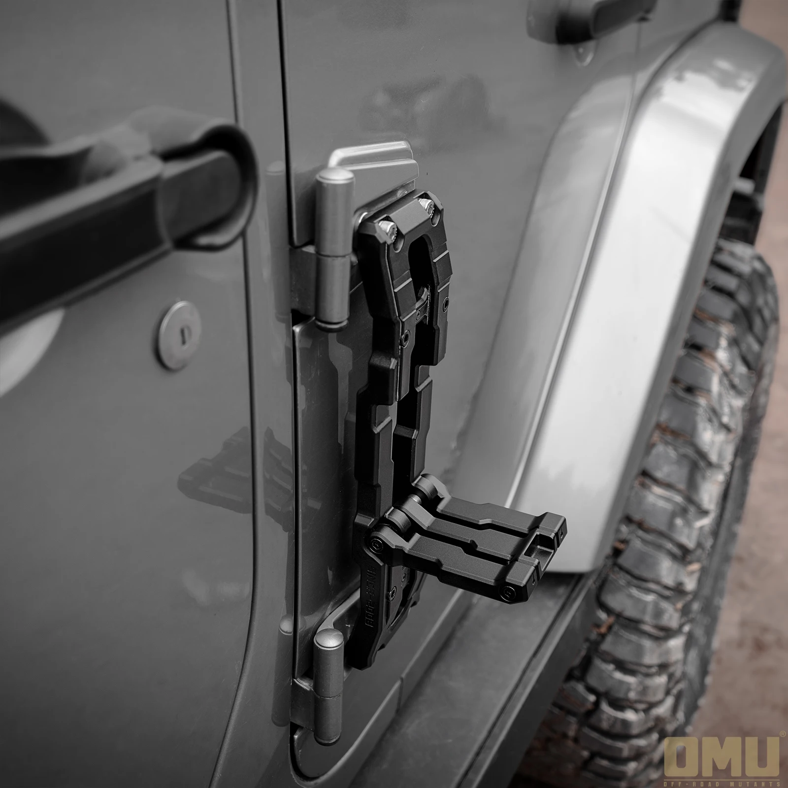 Black Aluminum Magnesium Alloy Door Hinge Steps Folding Door Pedal For Jeep Wrangler JK JL Gladiator JT 2007-2024 OMU002