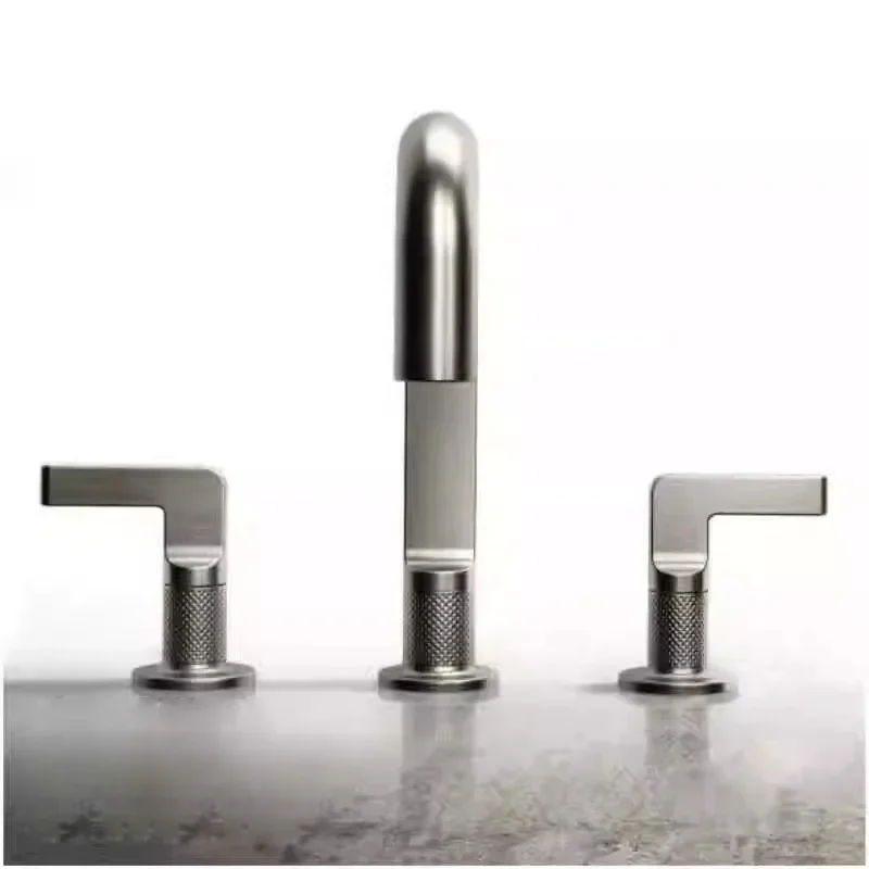 Bathroom faucet, series of split three-hole European basin, hot and cold all-copper faucet