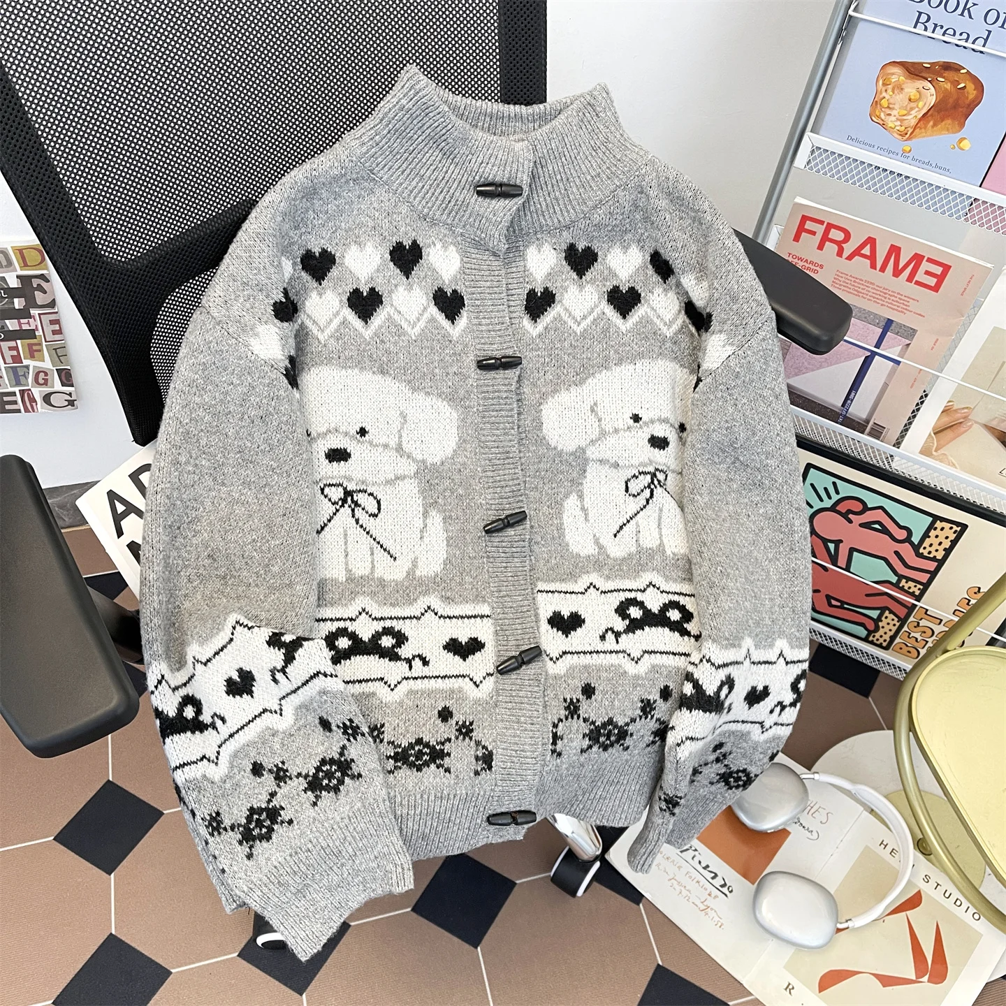 

Мужской мягкий вязаный кардиган с забавным мультяшным принтом собаки, в корейском стиле, с пуговицами в форме бычьих рогов, для пар, верхняя одежда