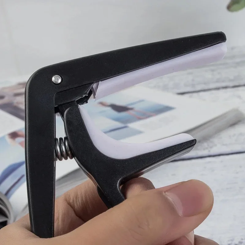 Universal Acoustic Guitar Capo Clip Plastic Metal Clamp with Changing Strings Tools for Wood Classic Electric Guitar and Ukulele