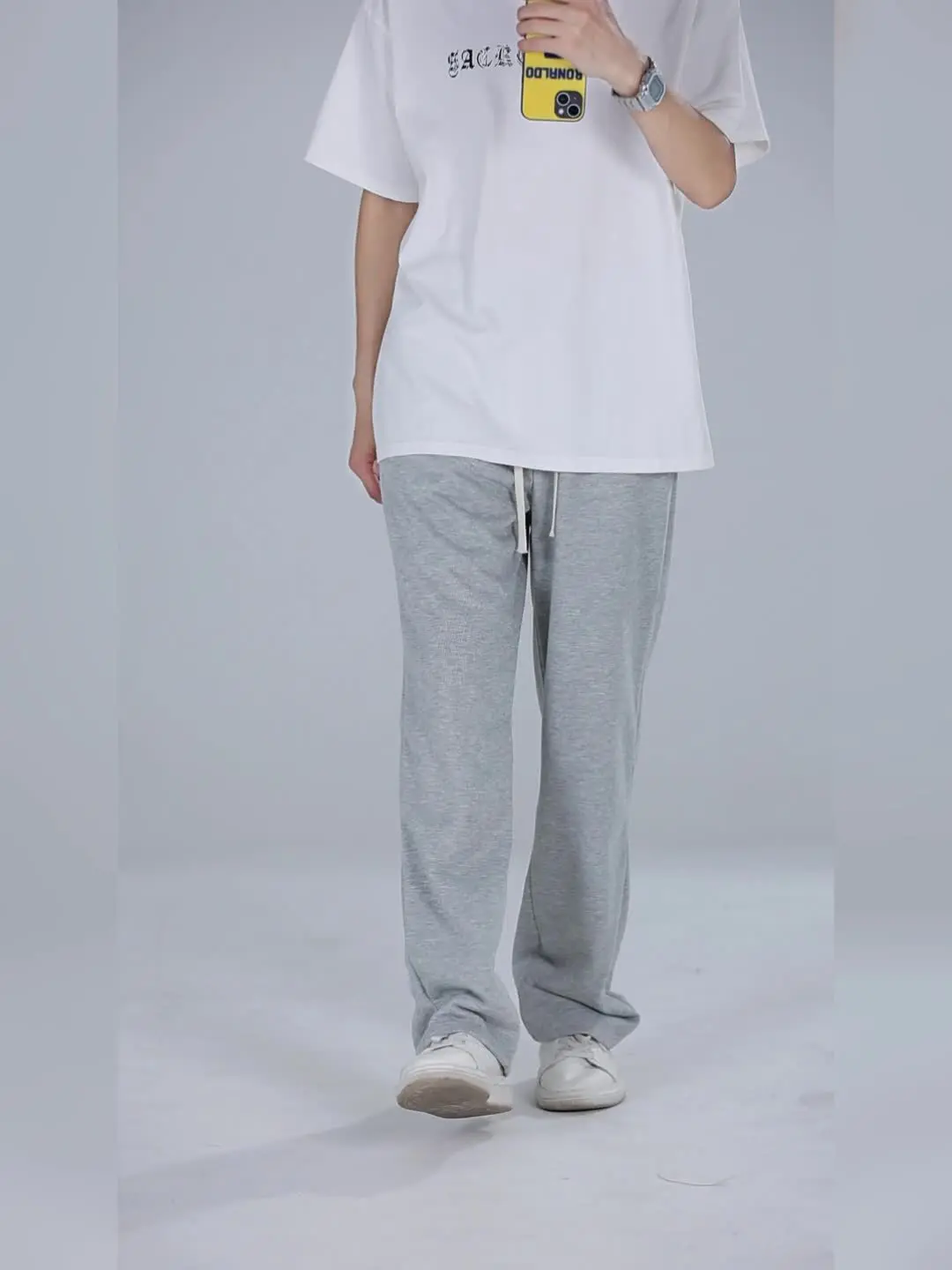 

Men's Casual Drawstring Sports Pants with Multifunctional Solid Color Loose Fit Suitable for All Seasons Pants Men