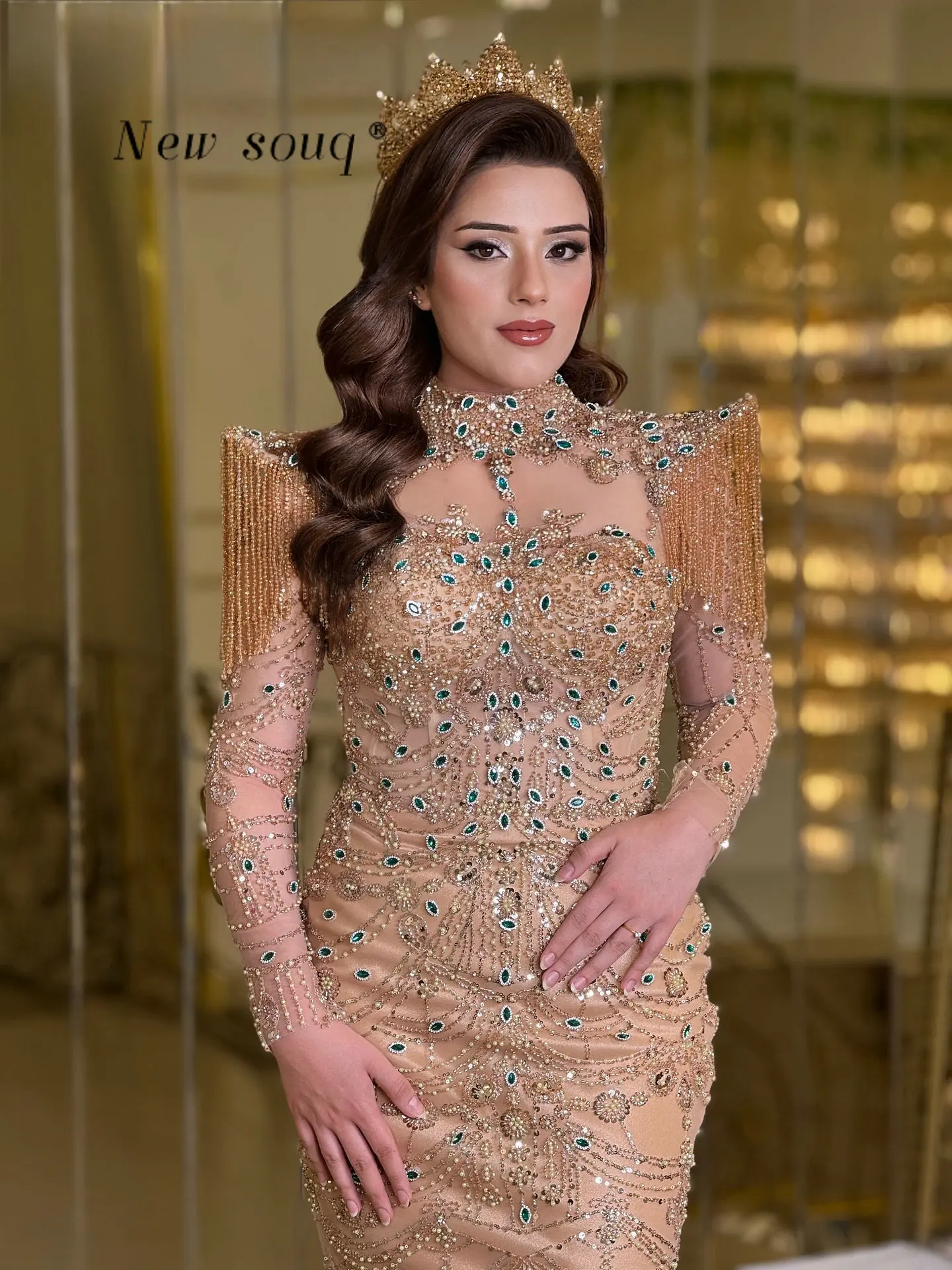 

Middle East Champagne Muslim Long Sleeve Mermaid Evening Dresses with Green Crystals Customized Arabic Formal Party Gowns 2026