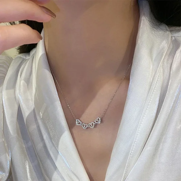 1pc Heart Shaped Four Leaf Clover Pendant Necklace Jewelry Zircon Women Love Clavicle Chain Gifts Openable ChokerJewelry_maomaolike.com