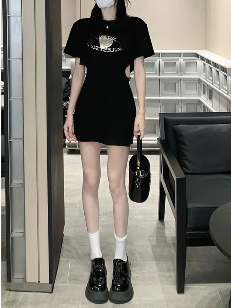 

Black Dress Women's Summer 2024 New Spicy Girl Style Design Feeling Careful Machine, Waist Exposed Love Print T-shirt Dress N0VO