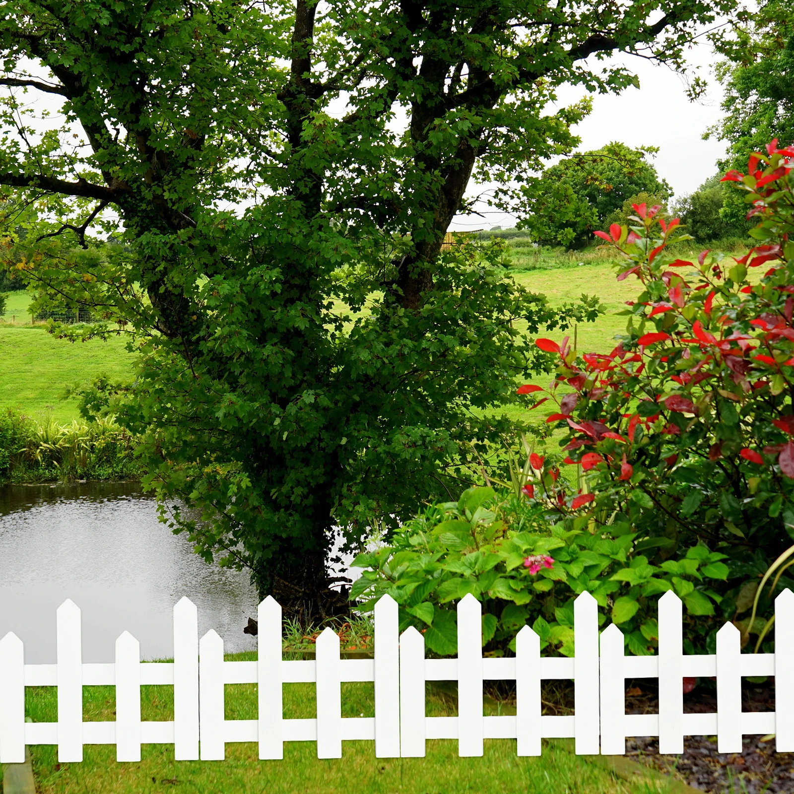 

Wooden Garden Decor Outdoor Yard Fence Durable Natural Backyard Picket Fence for Courtyard Balcony Hotel Landscape