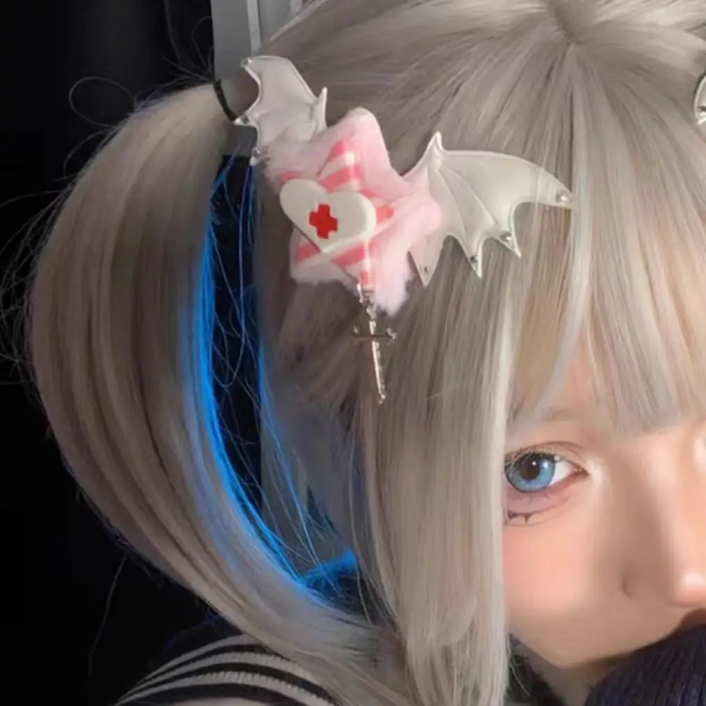 

Subcultural Pentagram Wing Hair Clip Cute Lolita Y2k Hair Accessory Sweet Girl Goth Hair Clips for Girls Pinzas Para El Cabello