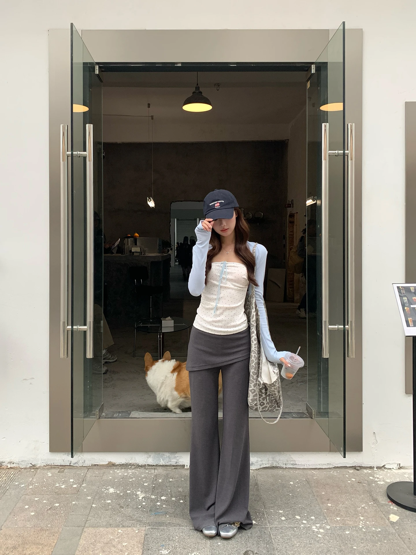 

Серые широкие брюки-палаццо женские летние 2026: Новинка, облегающие повседневные брюки в корейском стиле, брюки-юбка с низкой талией из смесового хлопка