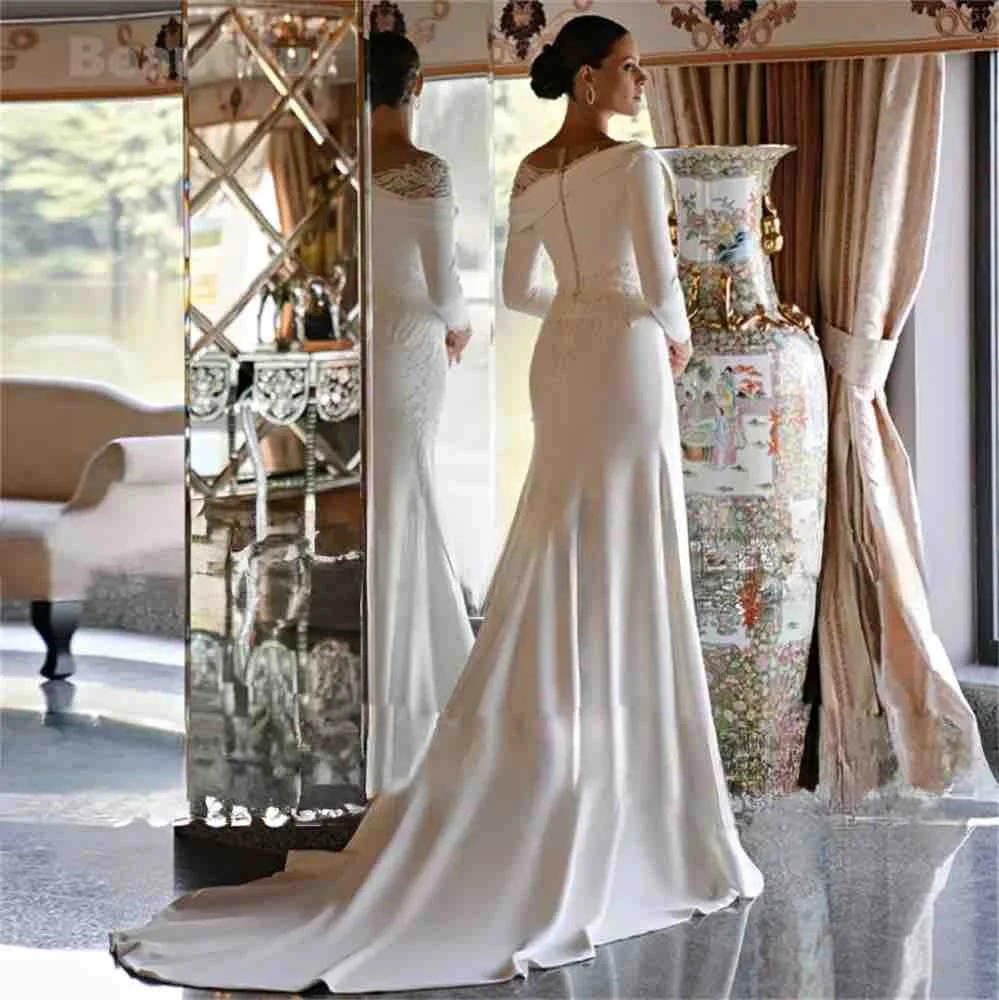 New O-Neck White Wedding Dress Lace Applqies Long Sleeves Mermaid Satin Bridal Dress  Evening Dress Wedding Party Robe Custom