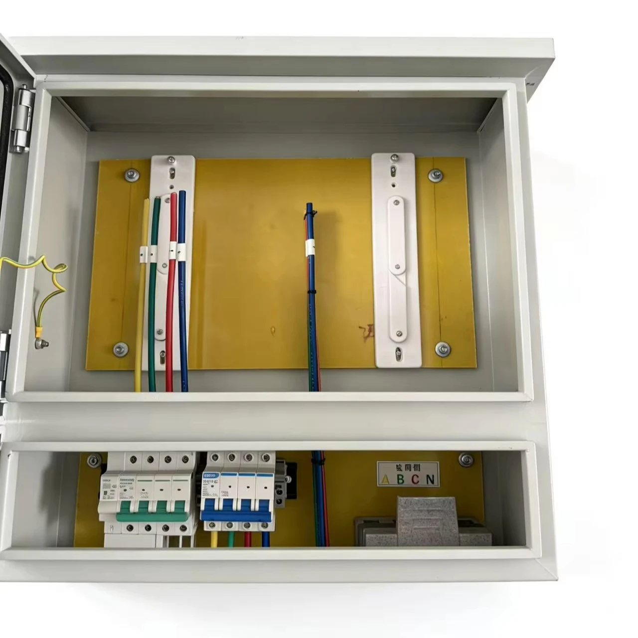 Grid-Connected Distribution Box for PV Systems 50KW 380V IP54 100A 8-Socket Outdoor