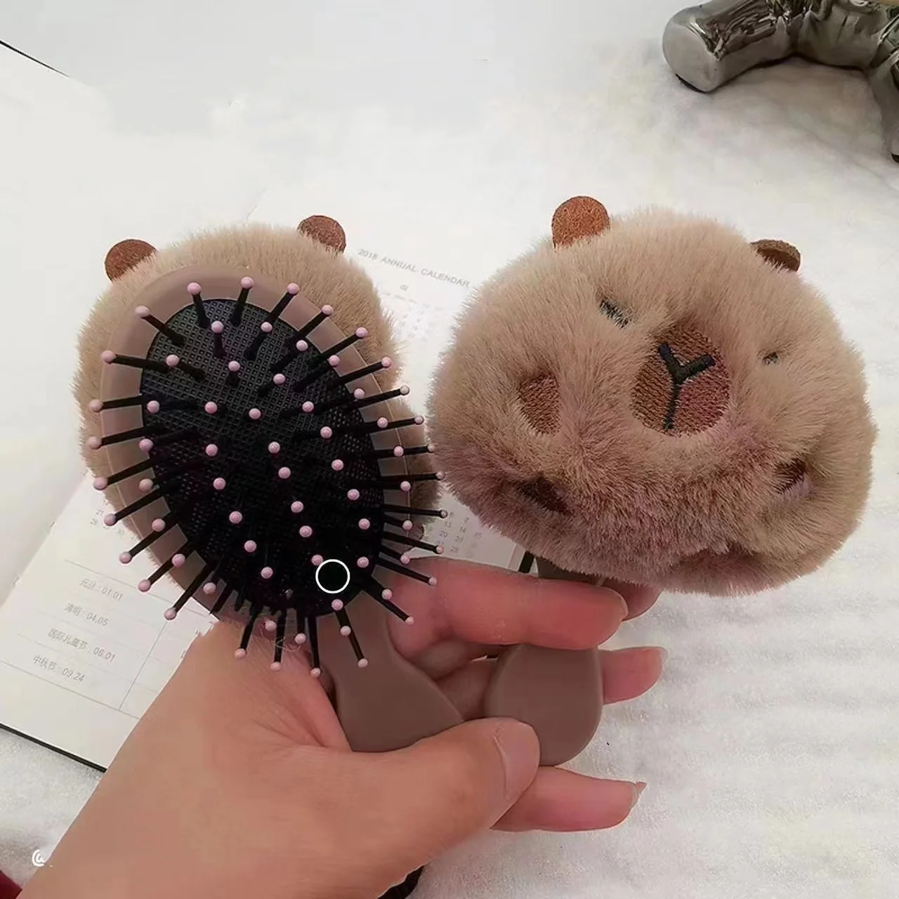 Cartoon Capybara Air Cushion Comb Compact Head Massage Air bag Comb Anti-Static Portable Travel Girl Hair Combs Styling Tool