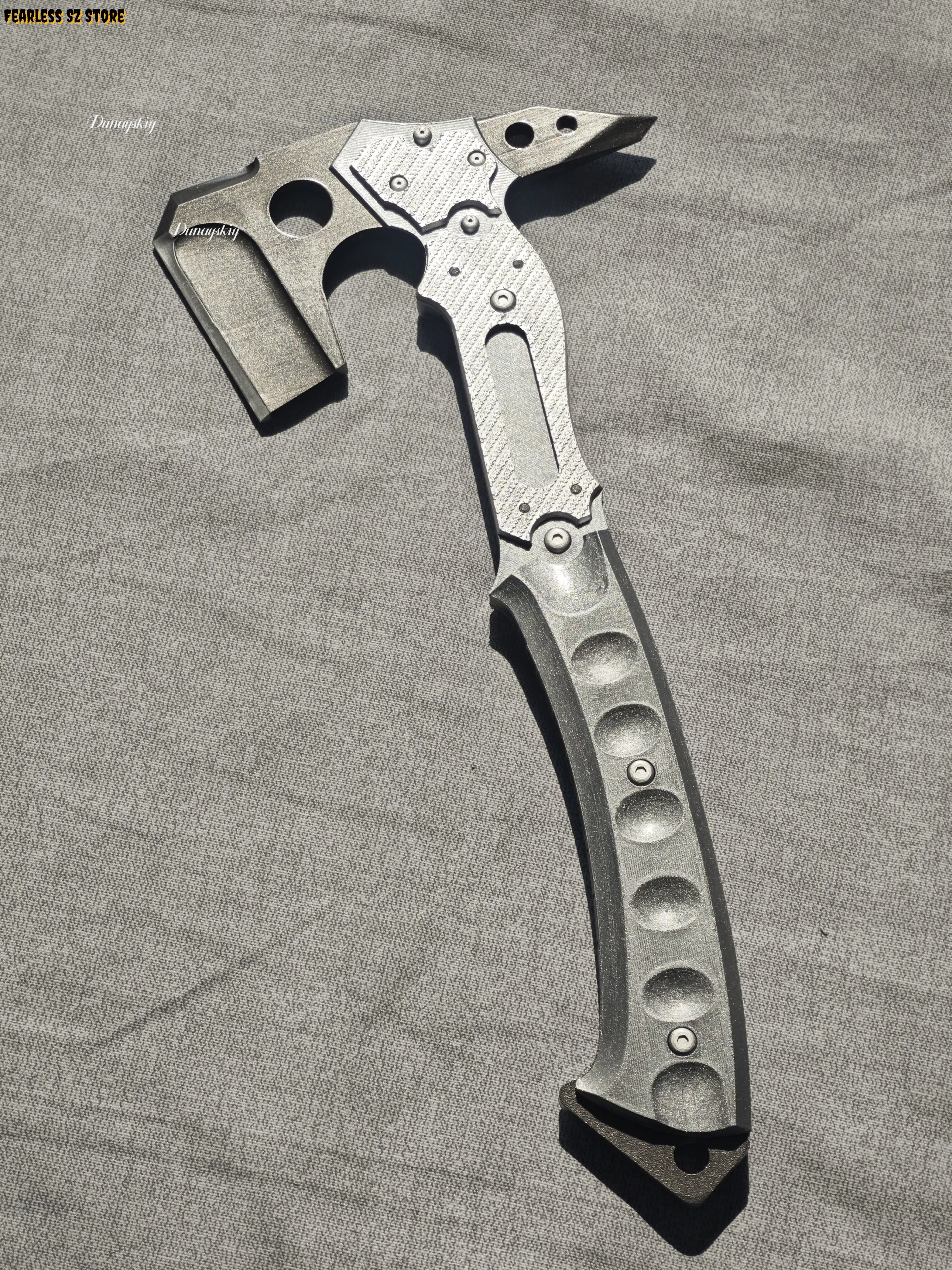 

Horror Game RE9 Cosplay Accessories Fake Tactical Axe 3D Polylactic Acid Props Accurate PVC Material 3D Printing Leonon Cosplay