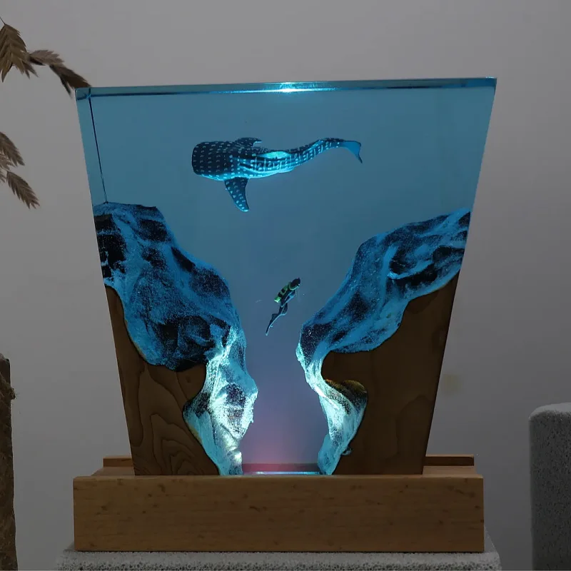 

NEW Ocean Art Solid Wood Resin Home Atmosphere Decorative Craftwork Cavern Whale Shark Diver Desktop Decoration Item Gift