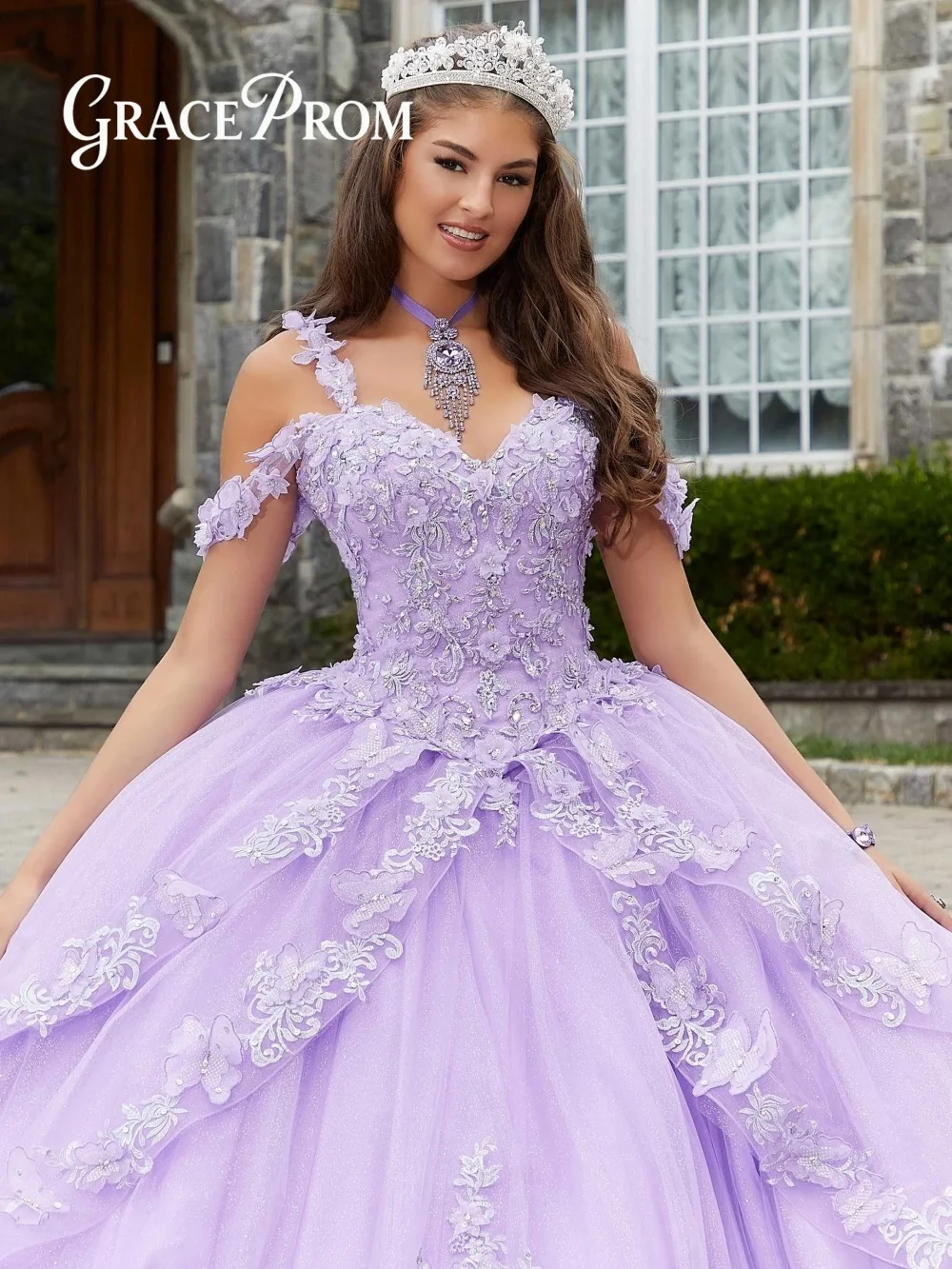 

Glamorous Lavender Quinceañera Dress Luxe Layered Floral Applique Glowing Sparkling Gown Vestidos De 15 Quinceañera