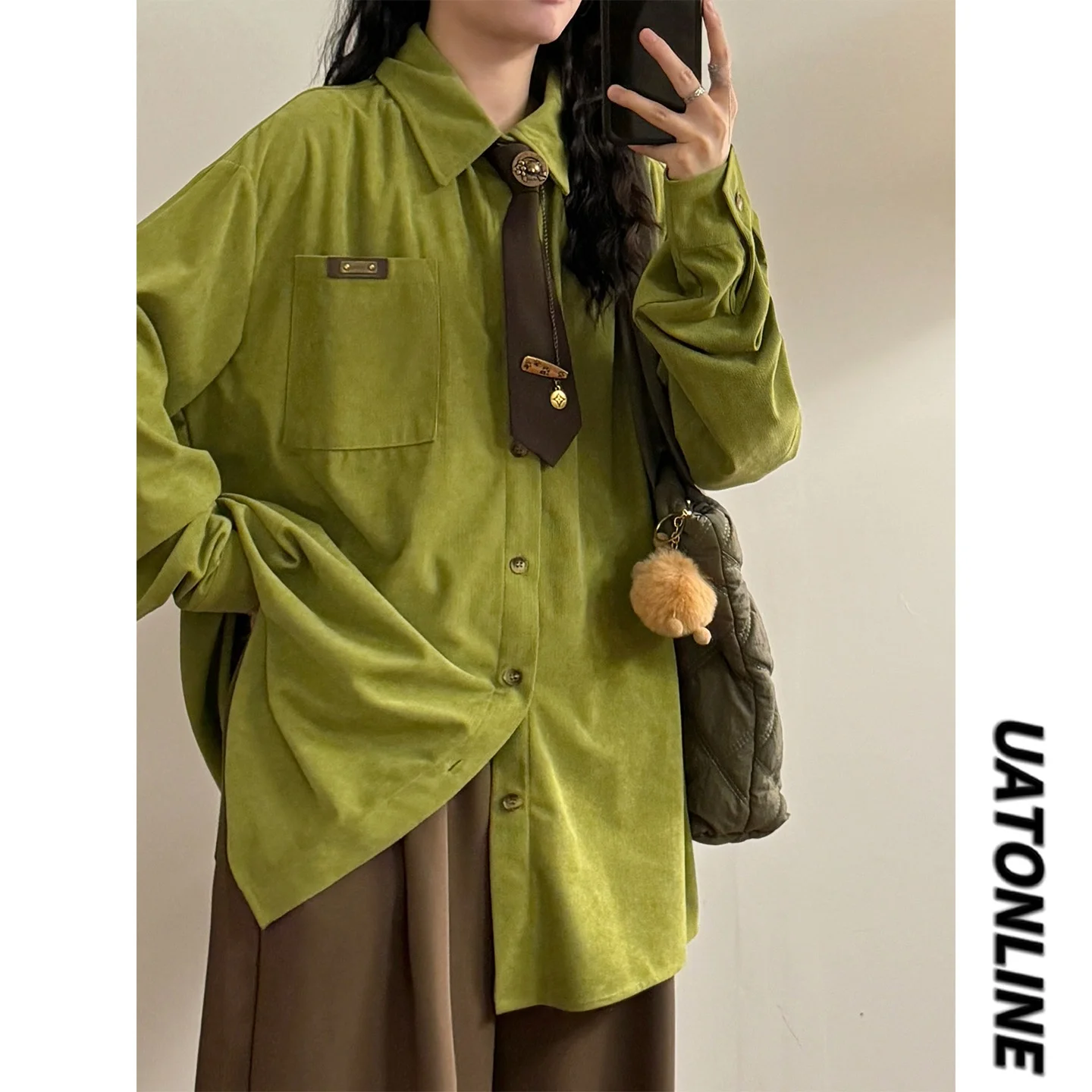 

UATONLINE Осенняя универсальная рубашка в японском ретро-стиле из вельвета однотонного цвета с длинным рукавом, для многослойных образов, нейтральная, свободного кроя