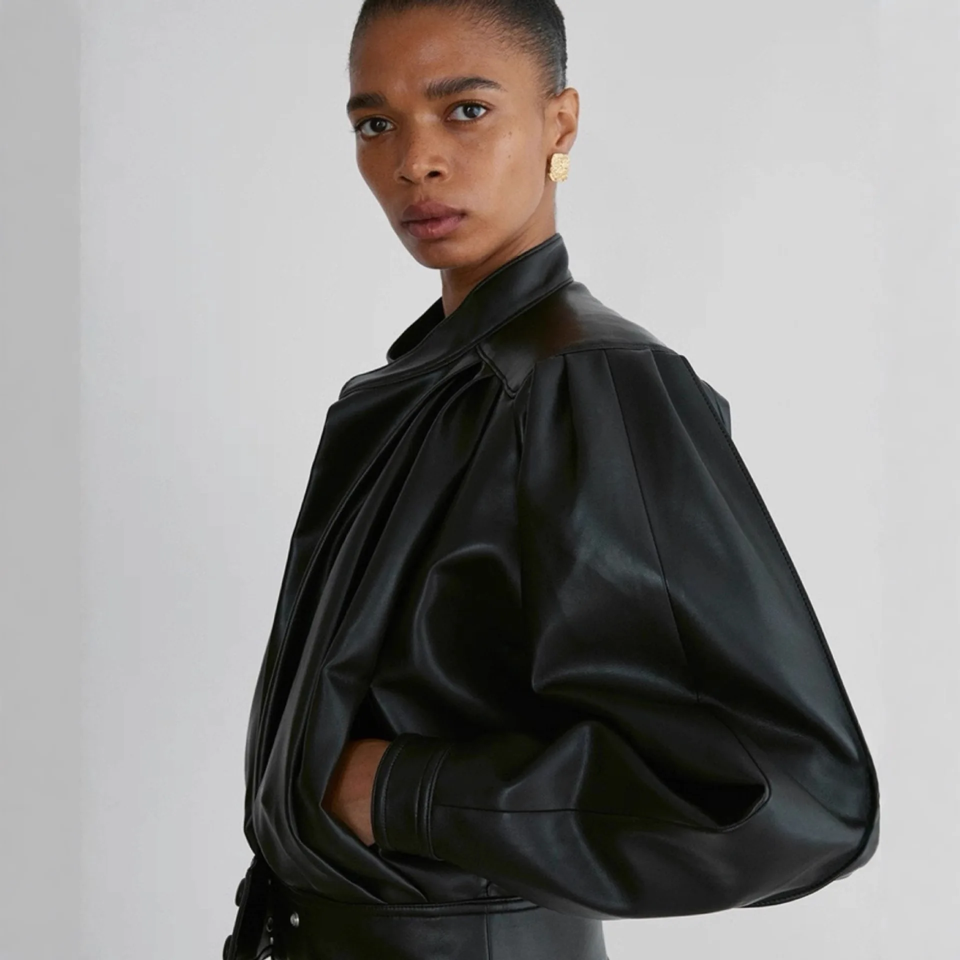 Jennie Vintage cintura acanalada ort Bla Jaet abrigo de cuero fino con pliegues para mujeres jóvenes temporada de otoño longitud Regular