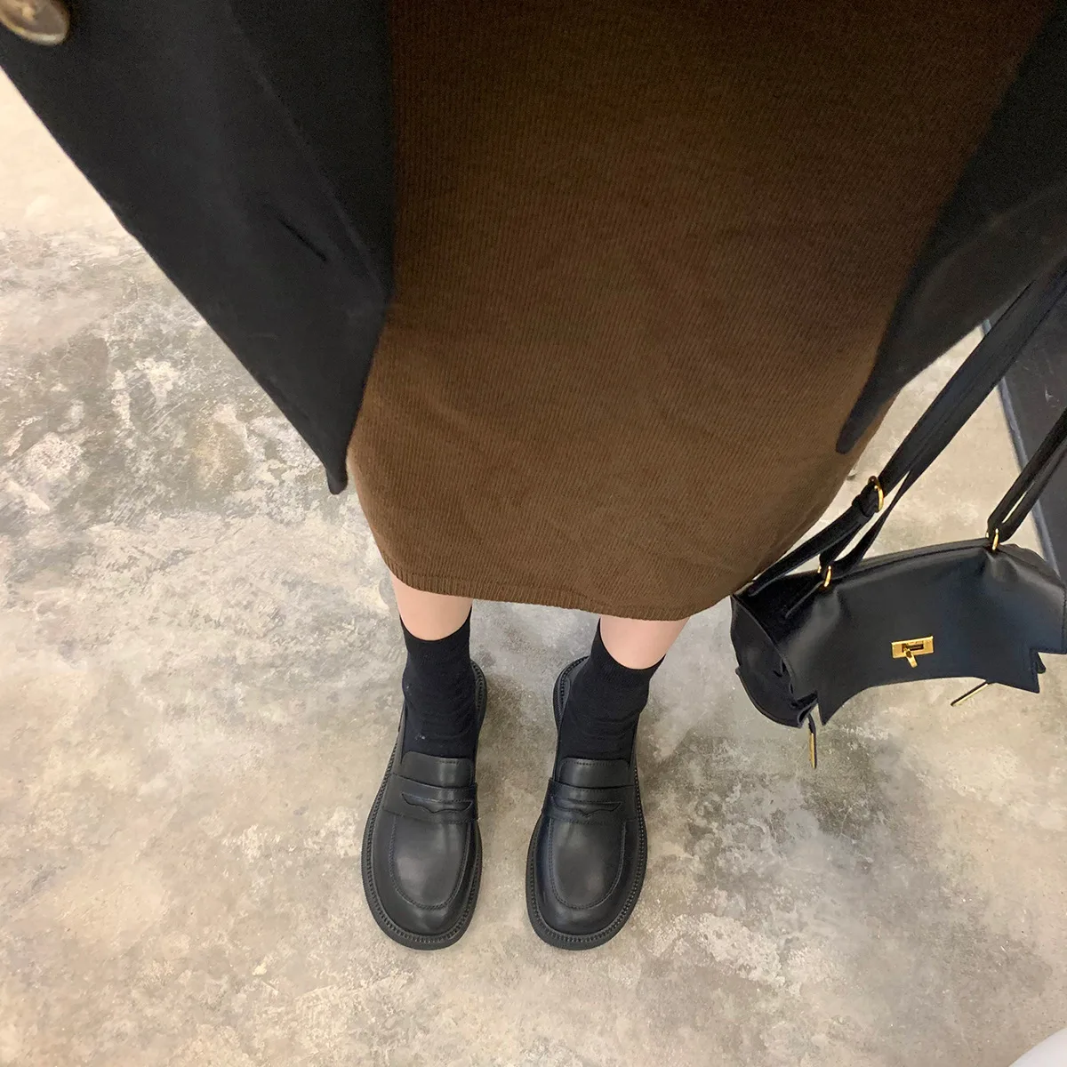 Fashion work shoes women's black British flat shoes leather  wholesale new professional  occupational footwear