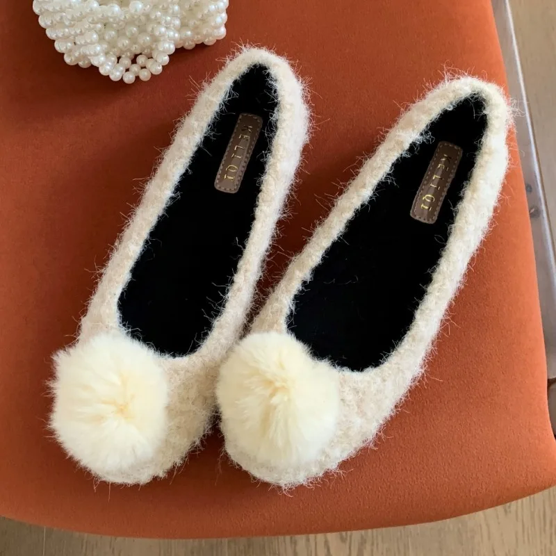 

Fashion Hairball Decoration Ballet Flats Women Comfortable Round Toe Shallow Mary Jane Shoes Winter Warm Fluffy Flat Casual Shoe