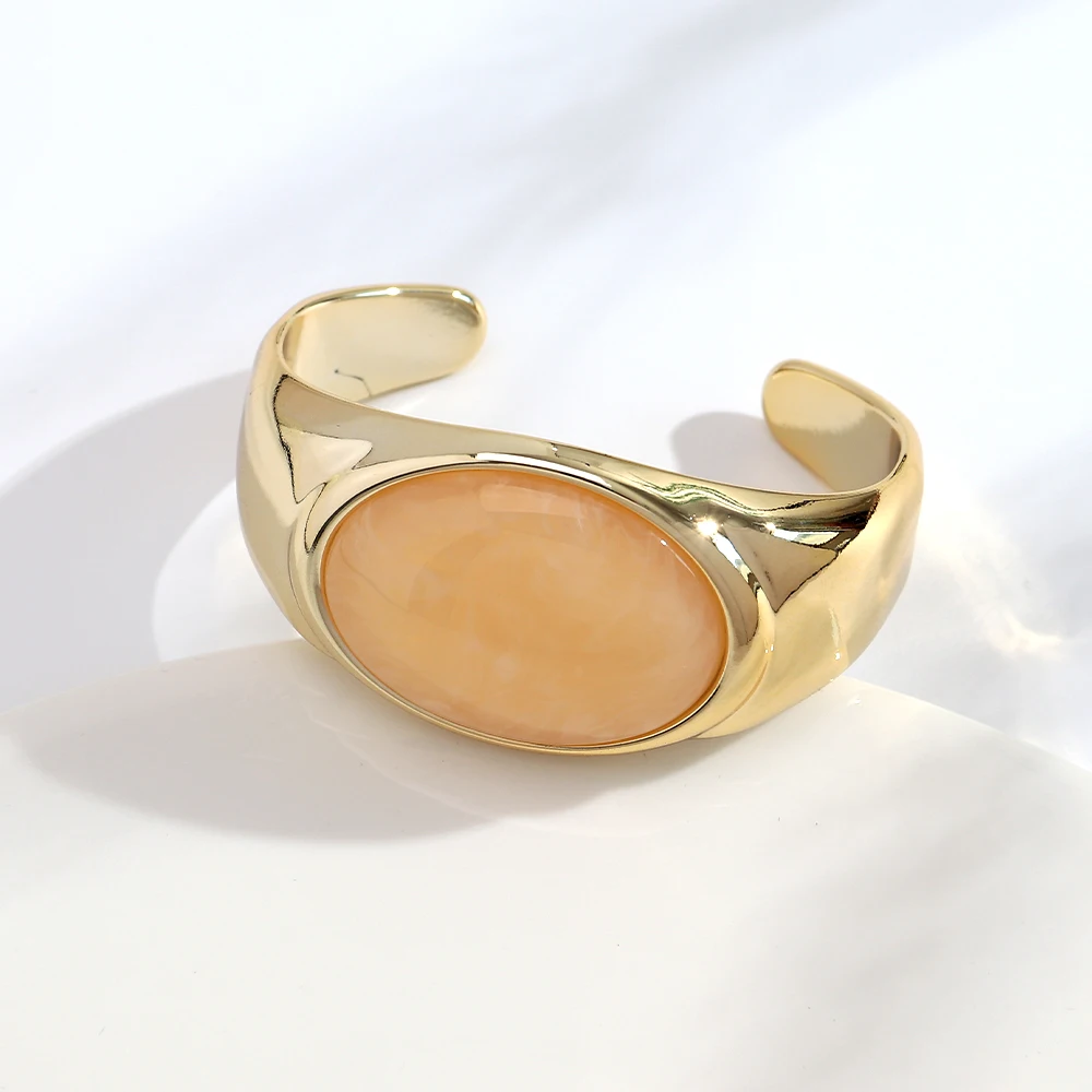 Modische Acryl-Armreifen mit goldenen, breiten, eingelegten Steinen, elegante, auffällige, geometrische Armreifen für Damen, Party-Schmuck, Geschenke – Detail 10
