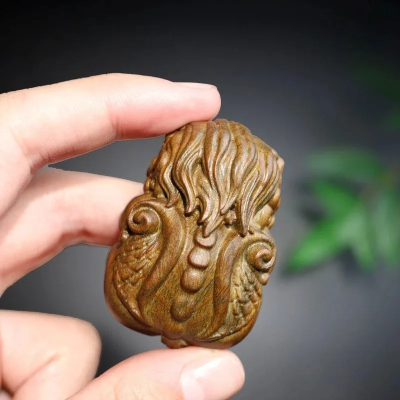 Green Sandalwood Carving Hugging Wealth Pixiu Comes with Sandalwood, Cute Cartoon, National Style Cultural Toy Plate