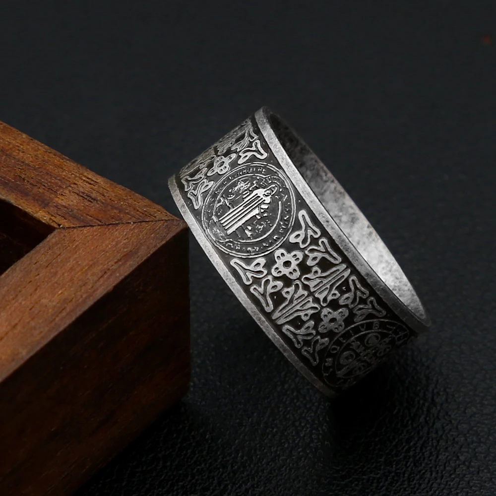Vintage Stainless Steel Saint - Men'S Fashion Easter ulasan dan harga