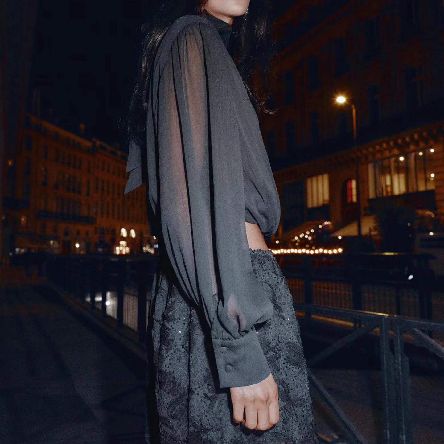 Z Women's Faion Balloon Sve irt Pleated Semi-Transparent Individual Personali ort Length European Sle Autum...