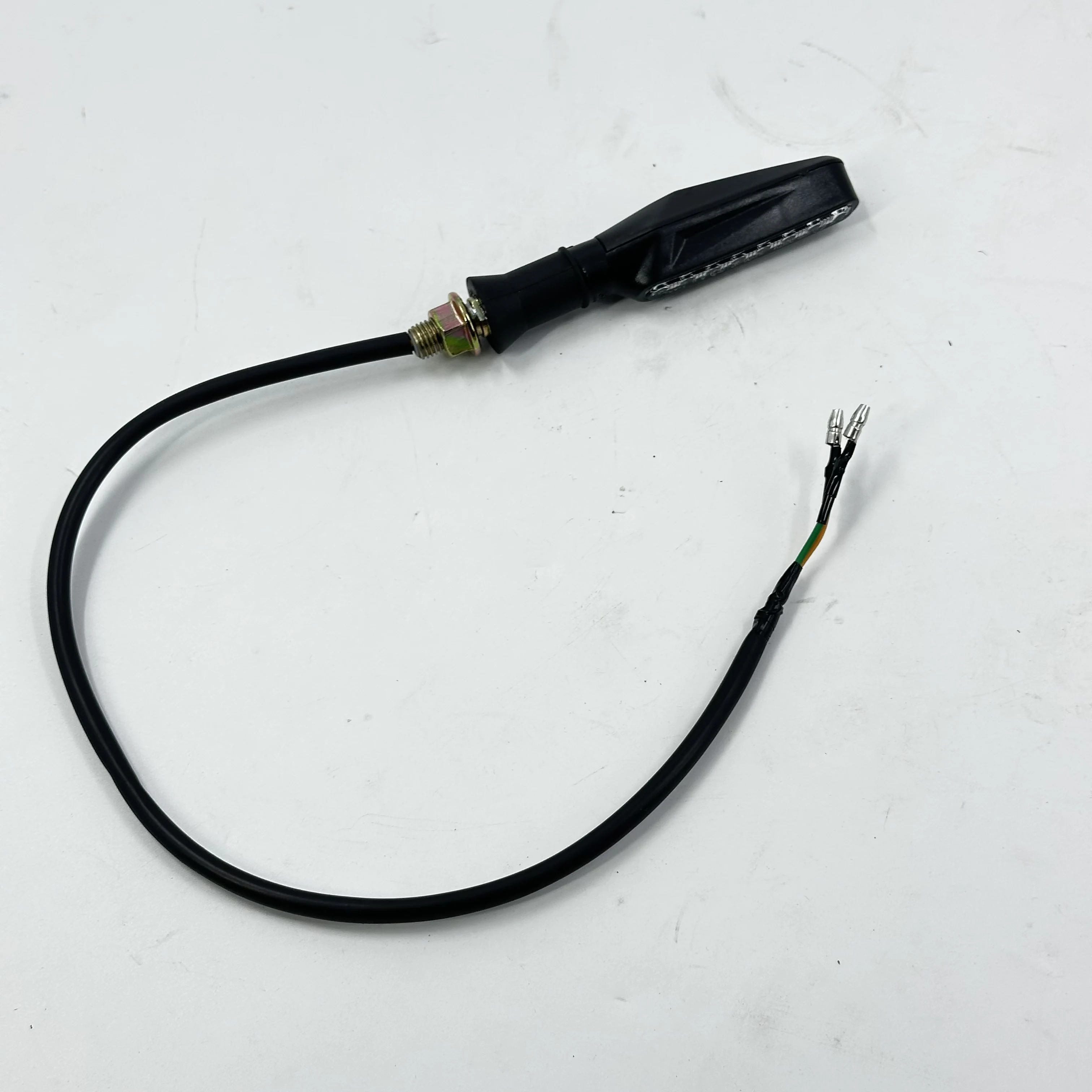 

Индикатор мотоцикла - ЗАДНИЙ - левый - 20222 Для оригинальных запчастей мотоцикла MUTT MPT-1419