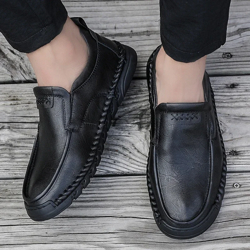 Mocasines de negocios informales para Hombre, zapatos planos de cuero a la moda, mocasines Retro, mocasines formales para fiesta