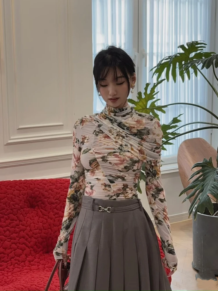 

Y2K Women's pleated print top, stylish and versatile, slim long-sleeved T-shirt, Spring 2026 new style